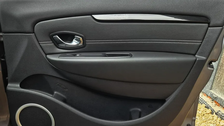RENAULT Grand Scenic -