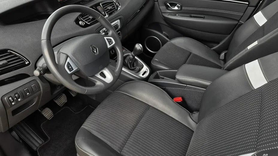 RENAULT Grand Scenic -