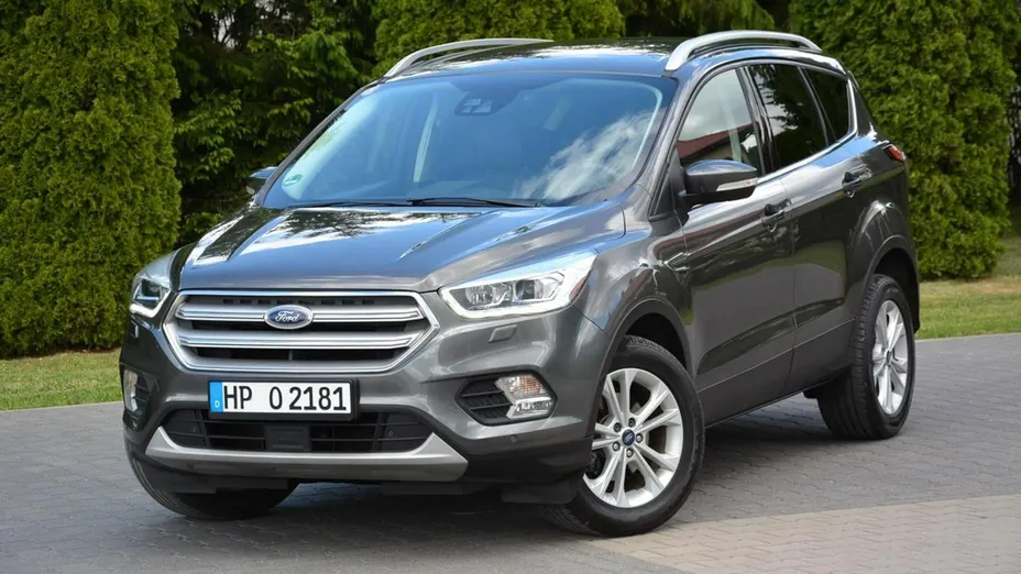FORD Kuga -
