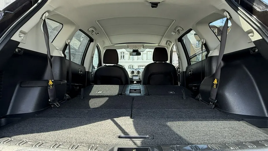 NISSAN Qashqai+2 -