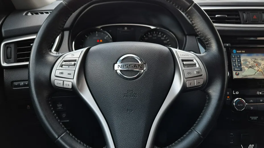 NISSAN X-Trail -
