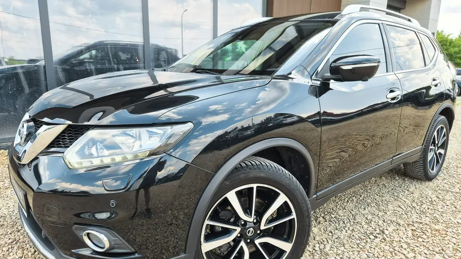 NISSAN X-Trail -
