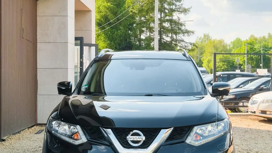 NISSAN X-Trail -