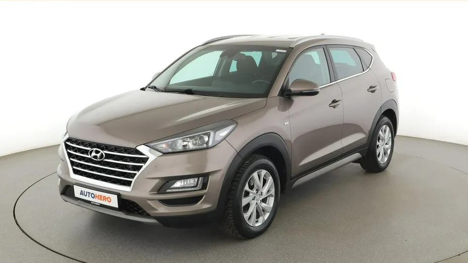 HYUNDAI Tucson -