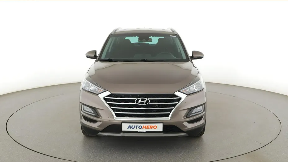 HYUNDAI Tucson -