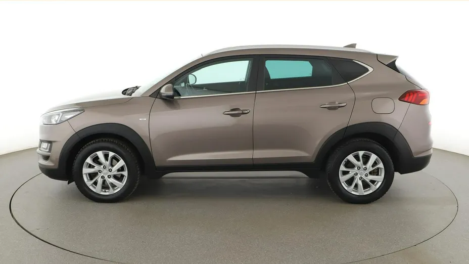 HYUNDAI Tucson -