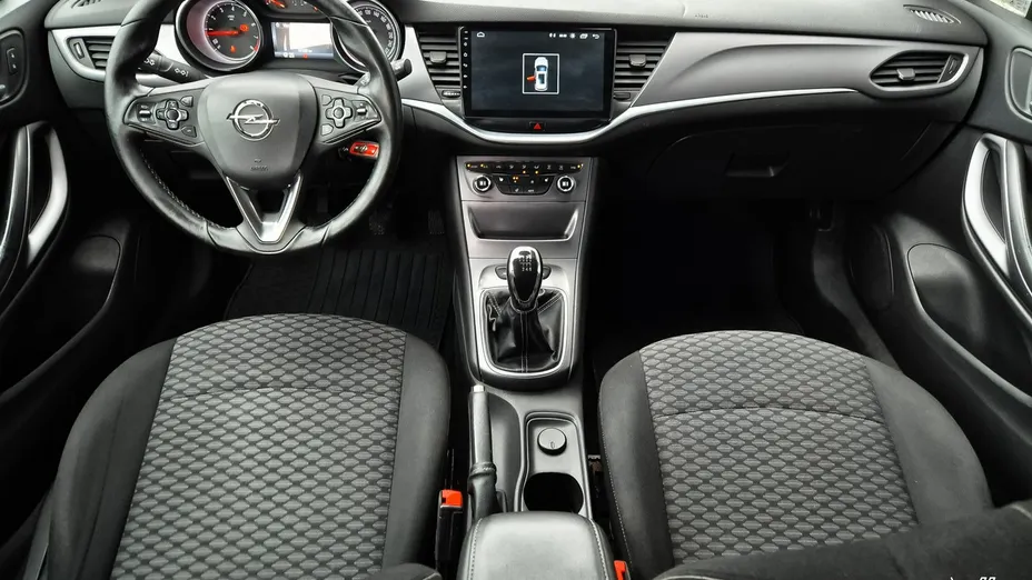 OPEL Astra -