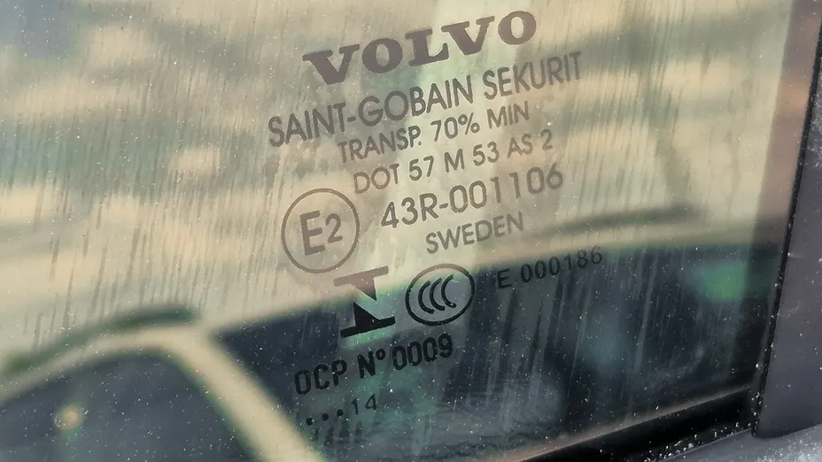 VOLVO S60 -