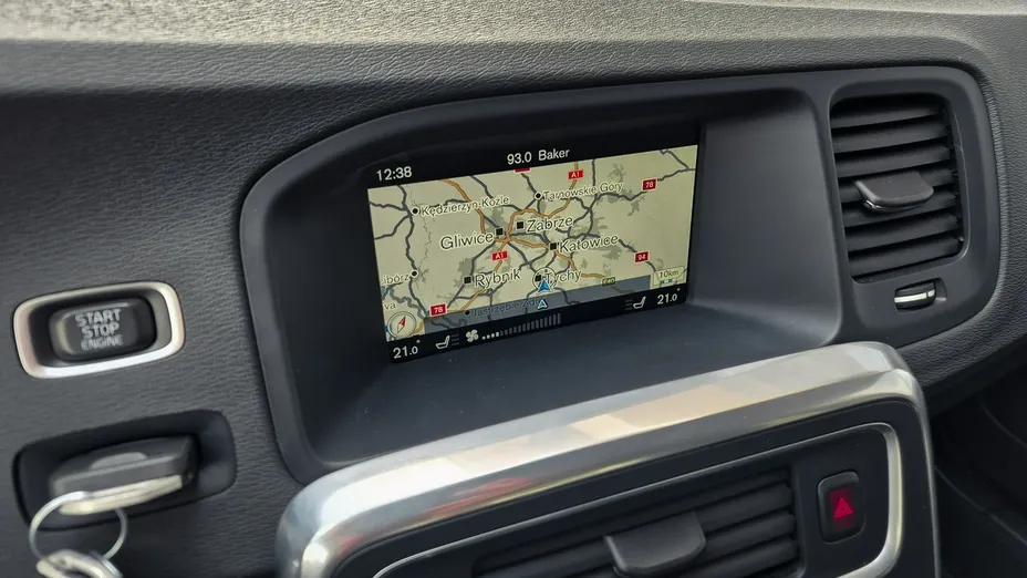 VOLVO S60 -