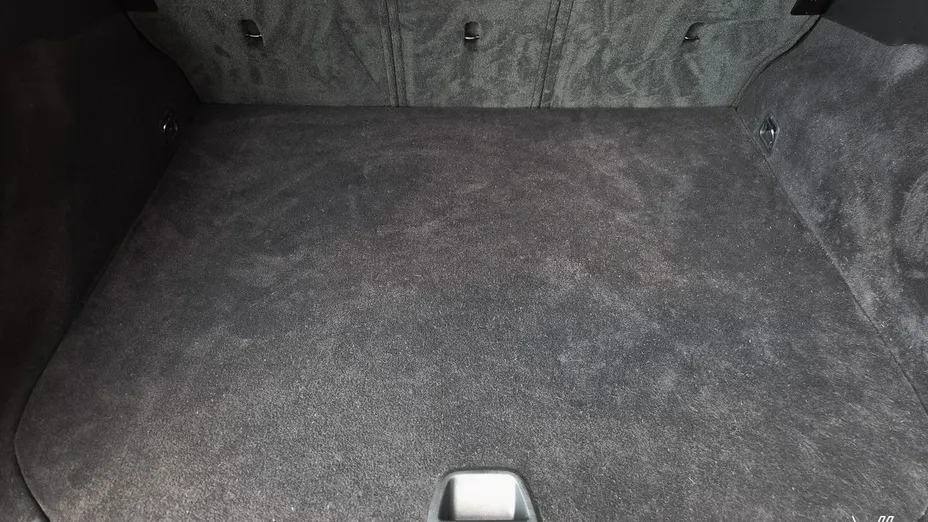 VOLVO V60 -
