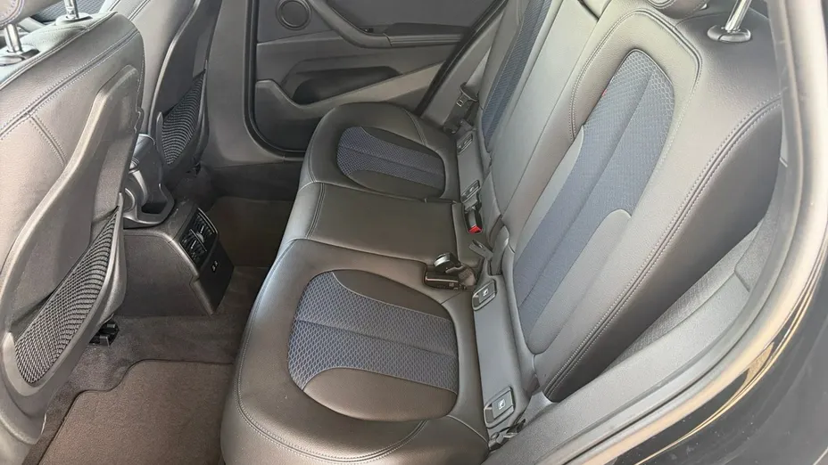BMW X1 -