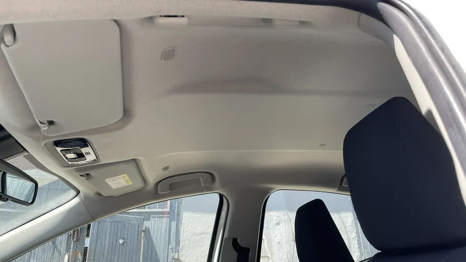 TOYOTA Yaris -