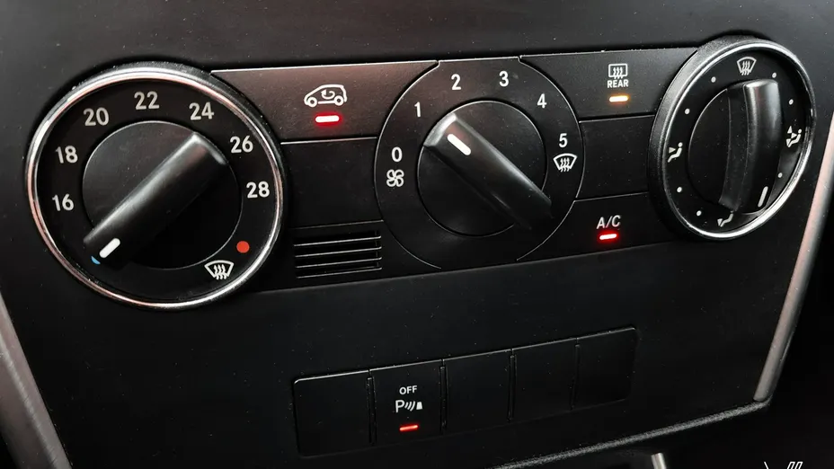 MERCEDES-BENZ B Klasa -