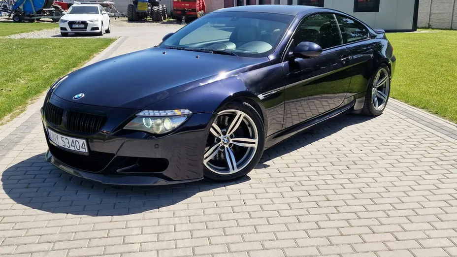 BMW M6 -
