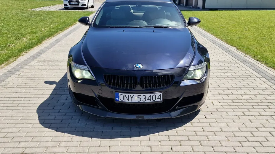 BMW M6 -