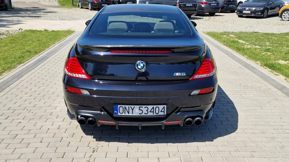 BMW M6 -
