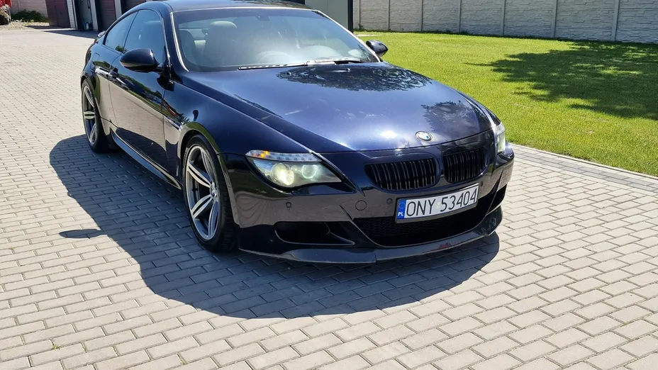 BMW M6 -
