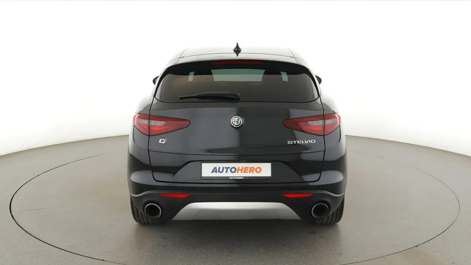 ALFA ROMEO Stelvio -