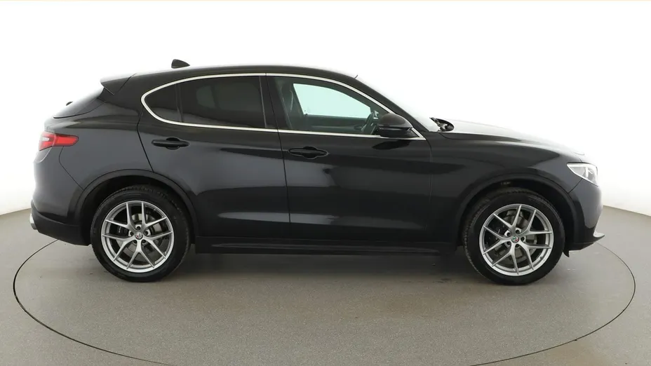 ALFA ROMEO Stelvio -