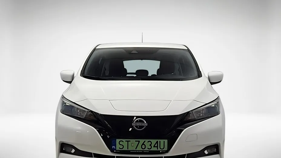 NISSAN Leaf -