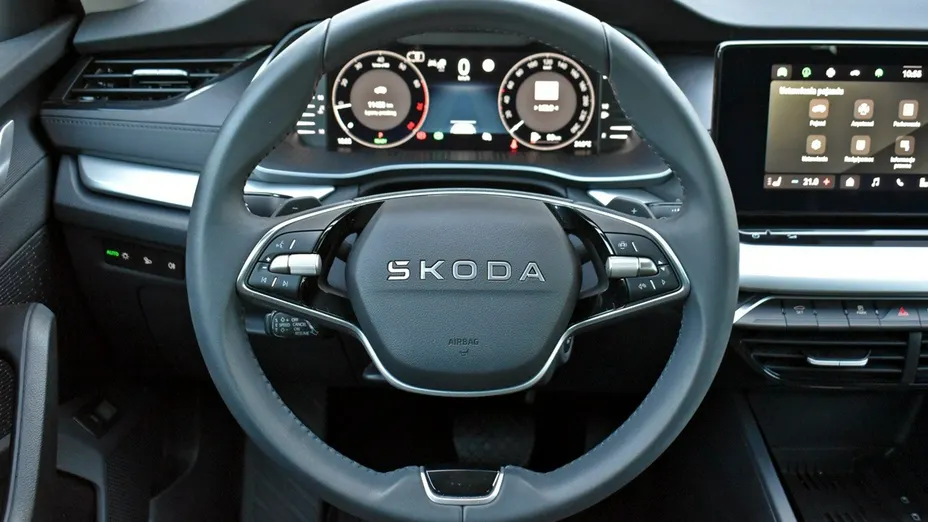 SKODA Octavia -