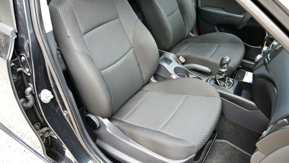 HYUNDAI i30 -