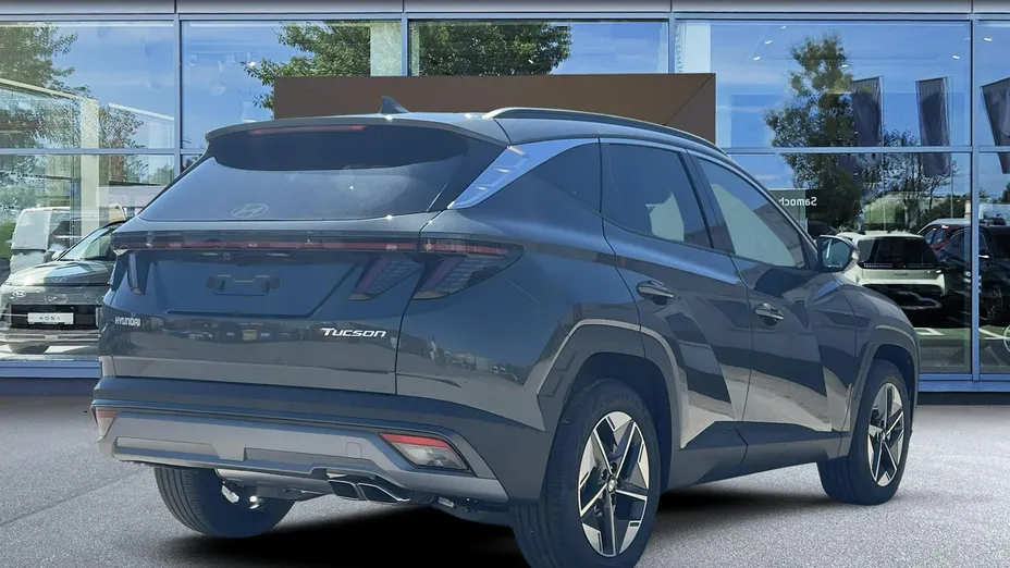 HYUNDAI Tucson -