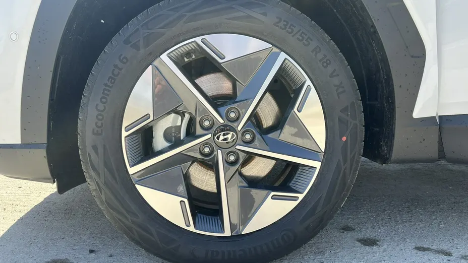 HYUNDAI Tucson -