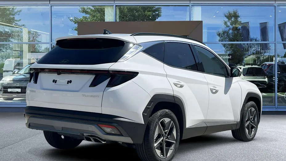 HYUNDAI Tucson -