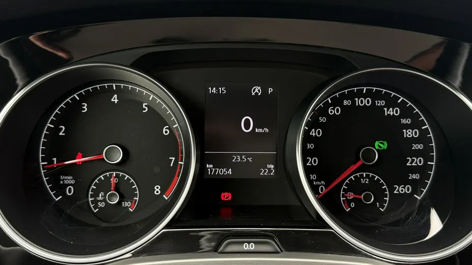 VOLKSWAGEN Touran -