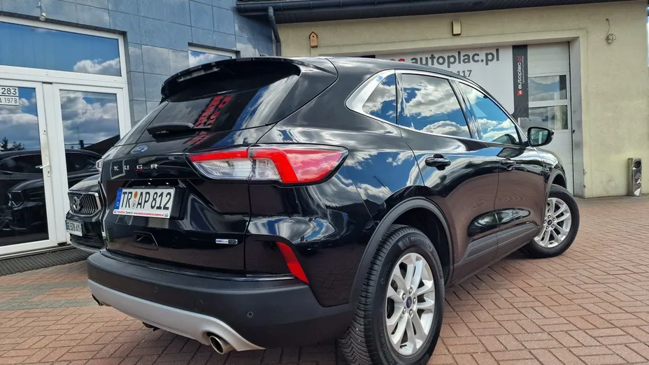 FORD Kuga -