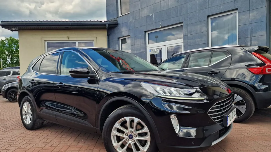 FORD Kuga -