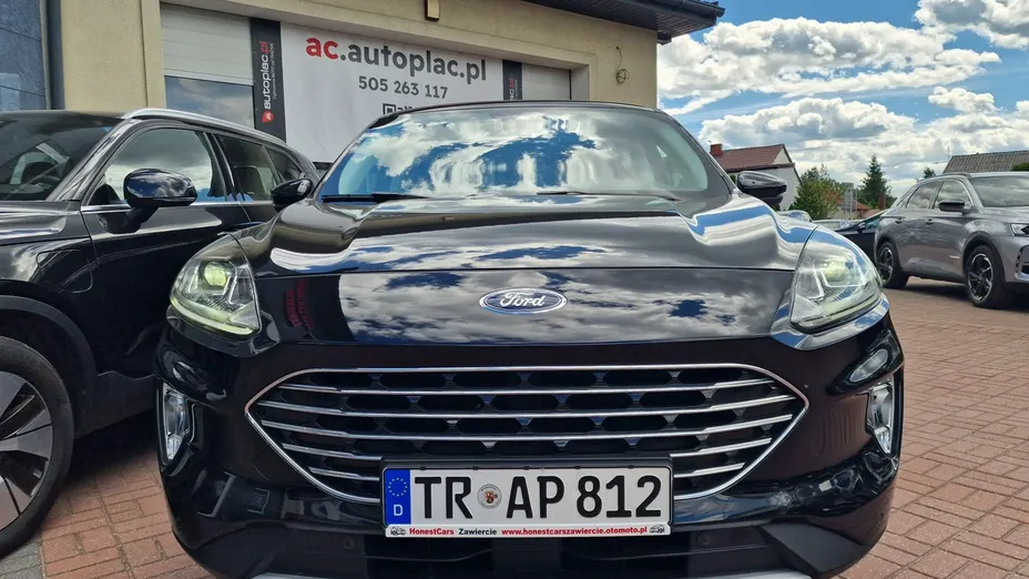 FORD Kuga -