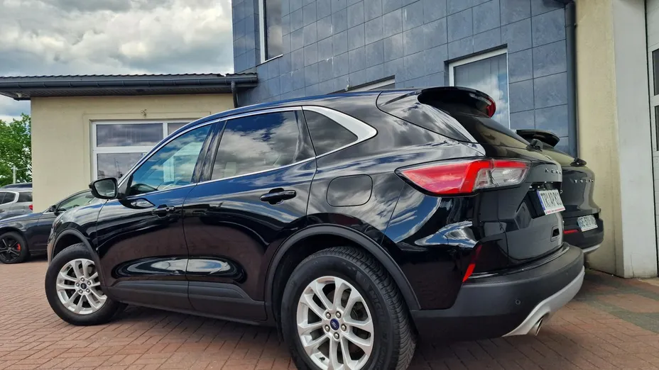 FORD Kuga -