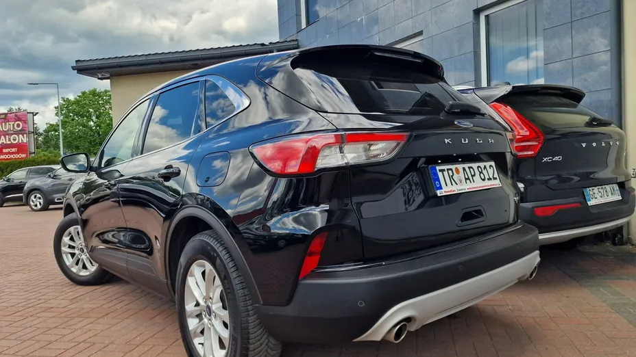 FORD Kuga -