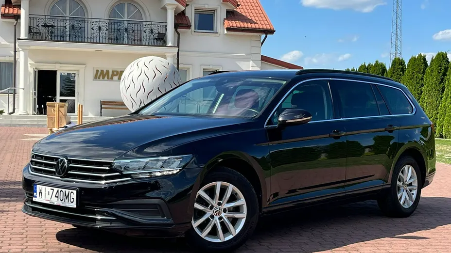 VOLKSWAGEN Passat -