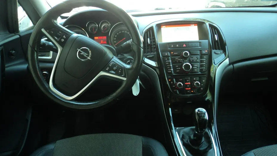 OPEL Astra -