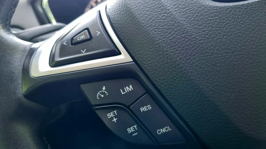 FORD Mondeo -