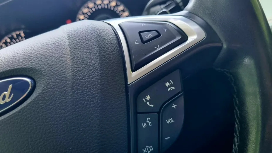 FORD Mondeo -