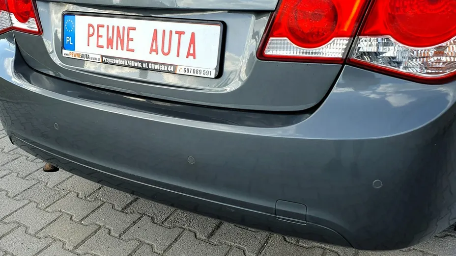 CHEVROLET Cruze -