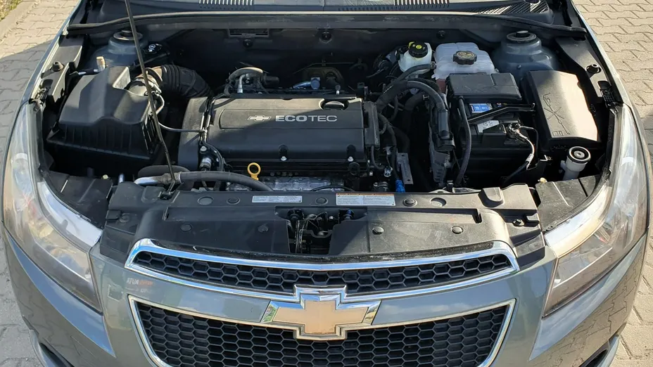 CHEVROLET Cruze -