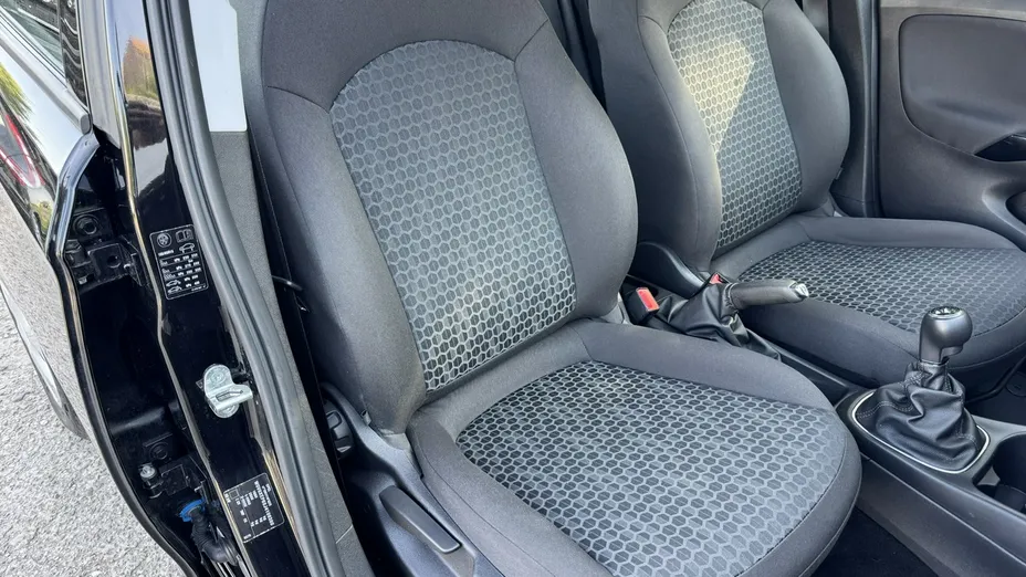 OPEL Corsa -