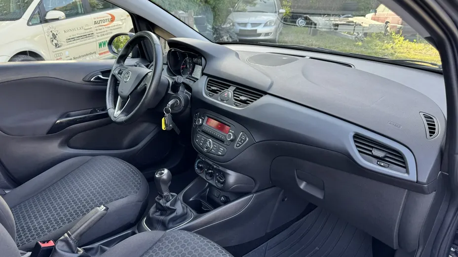 OPEL Corsa -