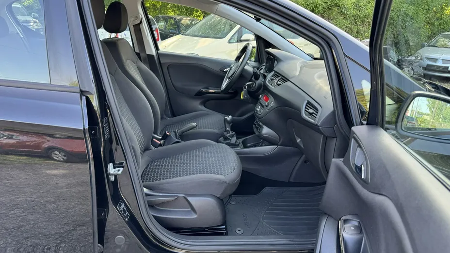 OPEL Corsa -