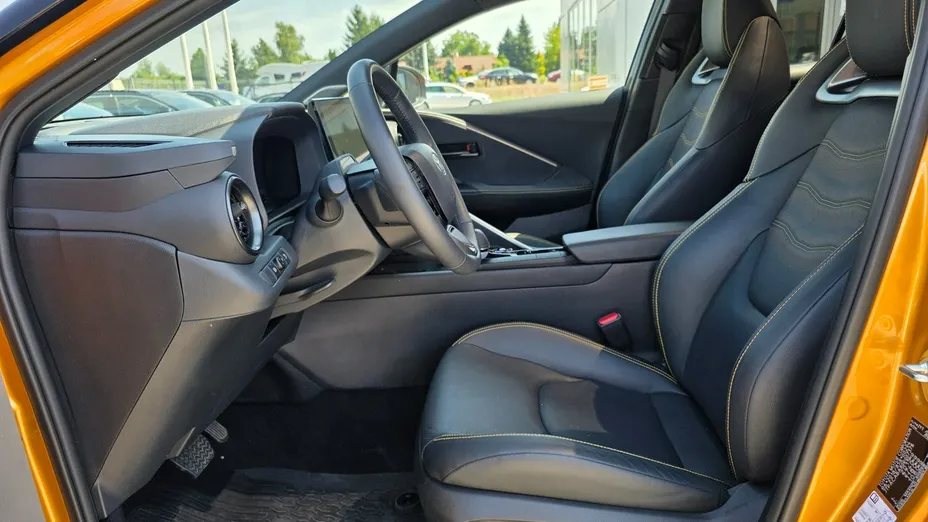 TOYOTA C-HR -