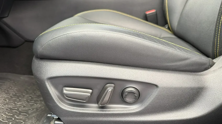 TOYOTA C-HR -