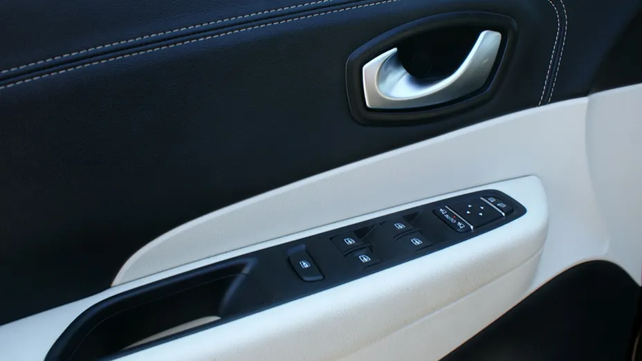 RENAULT Captur -