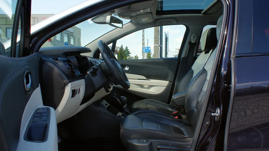 RENAULT Captur -
