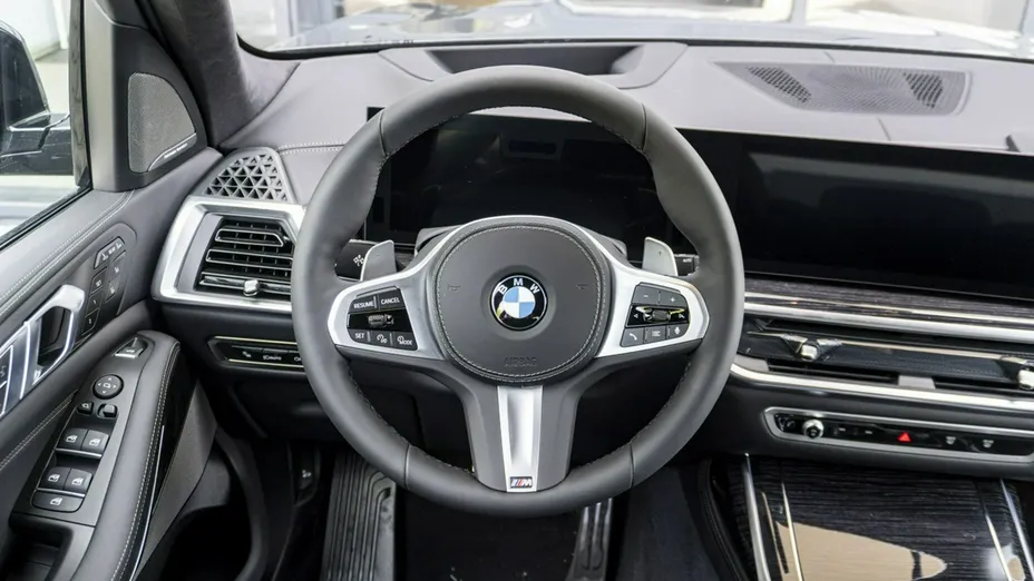 BMW X7 -