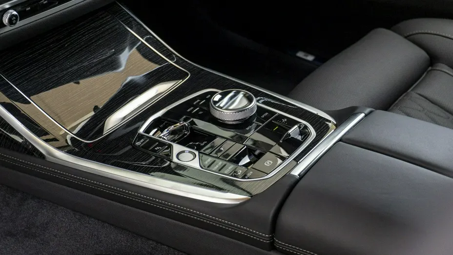 BMW X7 -